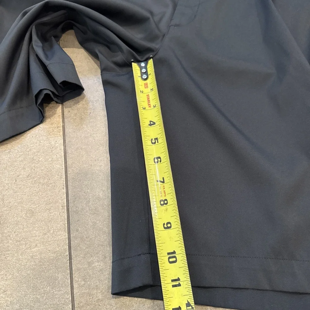 Nike Golf Dri-FIT Mens Black Flat Front Performance Shorts Size 36‎